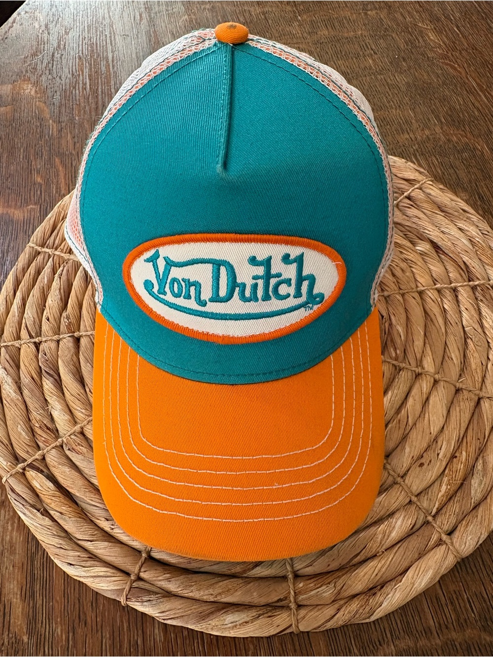 Von Dutch truckers cap.  Unisex